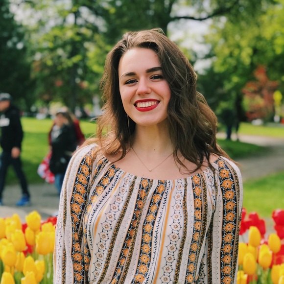 Meet your Posher, Devon - Picture 1 of 1